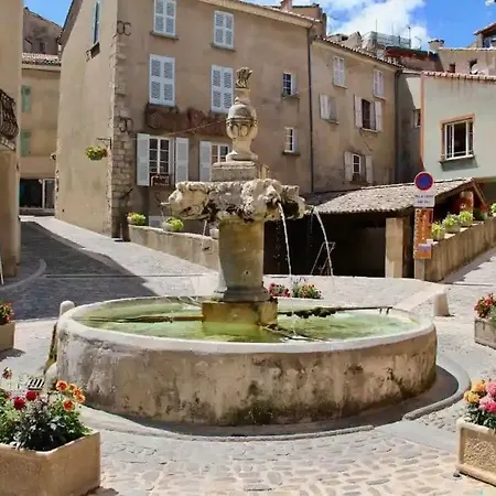 Prázdninový dům Maison De Village Avec Terrasse Valensole
