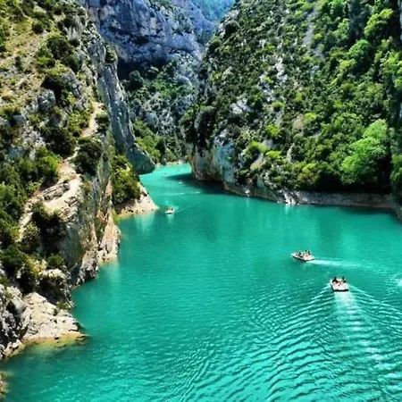 Дом отдыха Maison De Village Avec Terrasse *